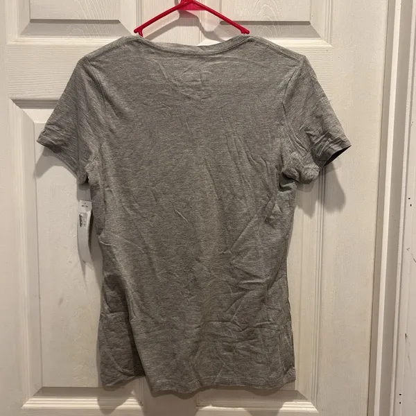 NWT New England Patriots NFL Womens V Neck T Shirt Steel Heather‎ Size S - Image 6