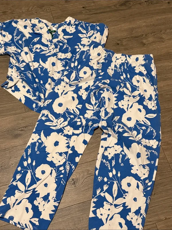 Blue & White Floral Two - Image 3