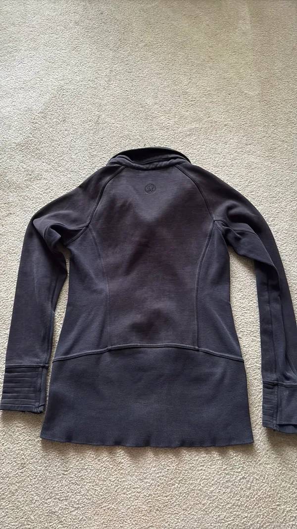 Lululemon Radiant Jacket II Black Women’s Thumb Holes Cowl Neck Zip 8 - Image 2