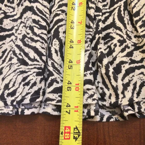 NWT Aerie Button Front Maxi Dress xxl smocked gray animal print - Image 6