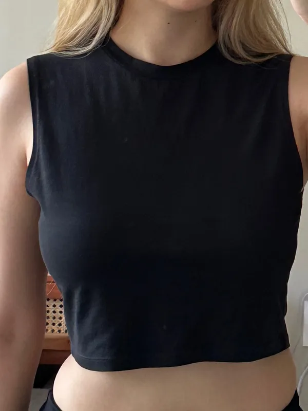 Black Zara sleeveless crop top - Image 2