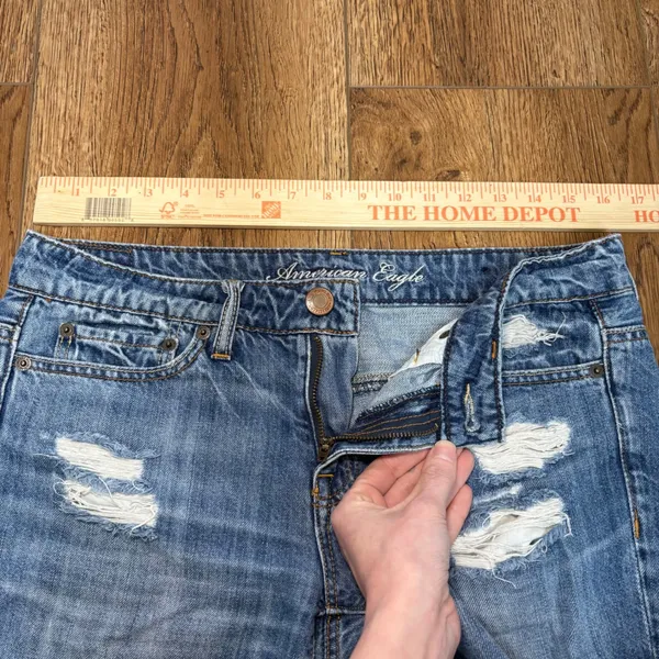 American Eagle Women Distressed Denim Shorts Blue Cut Off‎ Raw Hem Size 4 Cotton - Image 7