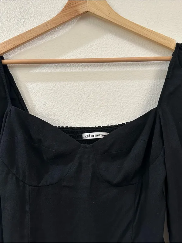 Reformation Women's Reign Sweetheart Neckline Long Sleeve Top Size 4 Black - Image 4