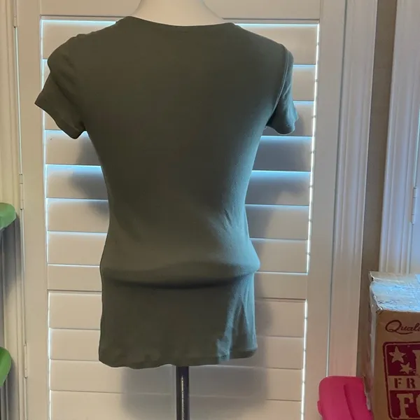 Old Navy Olive Short Sleeve Tee - Image 3