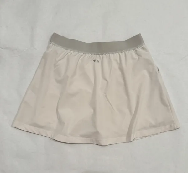 DSG White Tennis Skirt Size L - Image 2