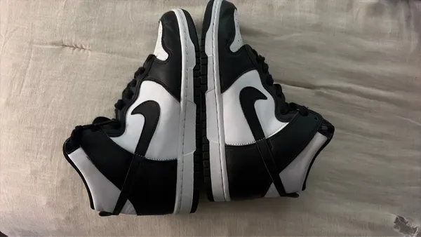 Nike shoes - Image 5