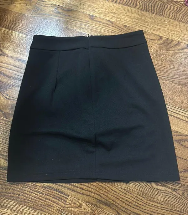 Shein Black Mini Skirt - Image 3