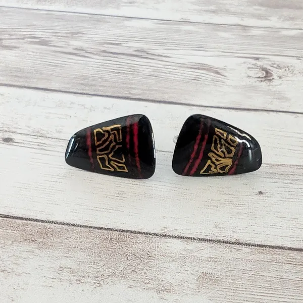 Vintage Screw Back Earrings Unusual Retro Design - Image 8