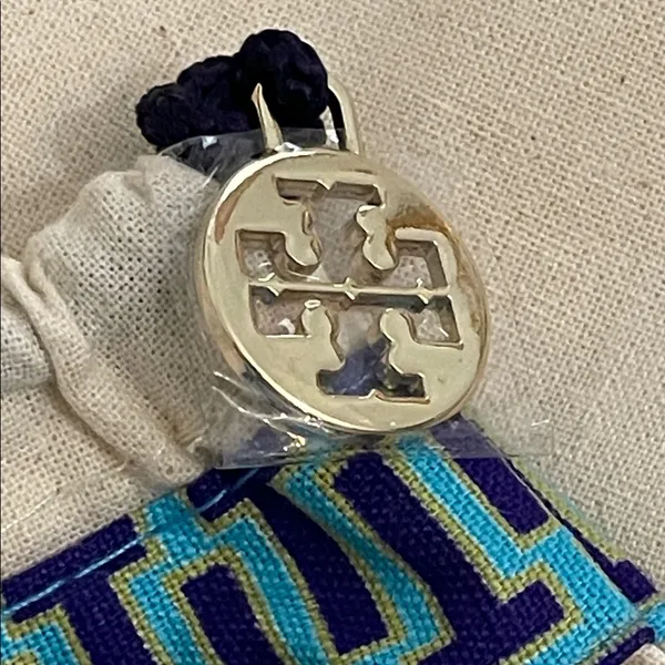 Tory Burch Cream Cloth Dust Bag Gold Tone Logo Charm 12x15 - Image 2