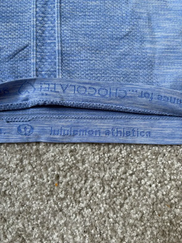 Lululemon Run: Swiftly Tech V Neck in Heathered Lullaby - Image 6