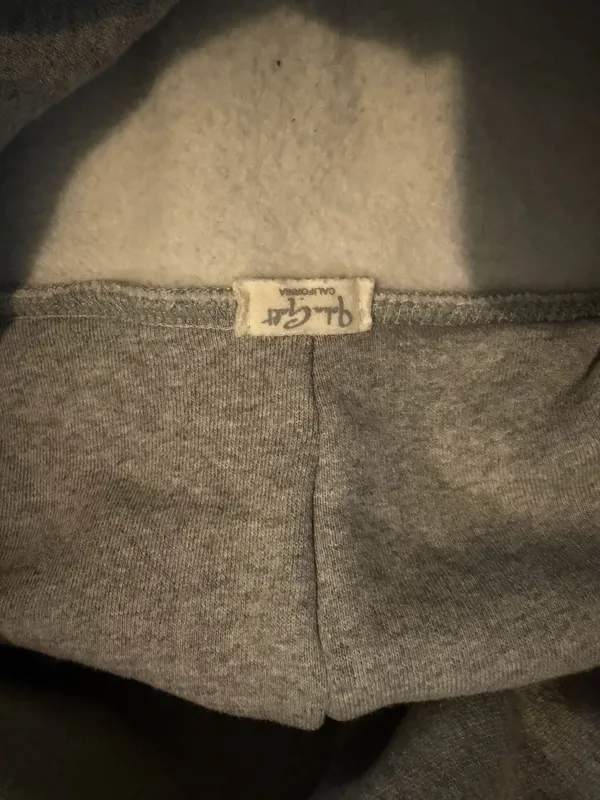 Brandy Melville Hoodie  - Image 4