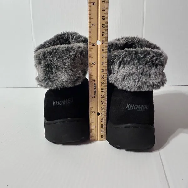 Khombu black suede winter booties women size 8 M - Image 6