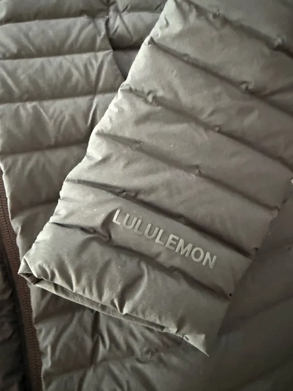 Lululemon jacket  - Image 3