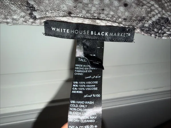 Lightweight Snake-Print Scarf in Black and Cream - Image 4