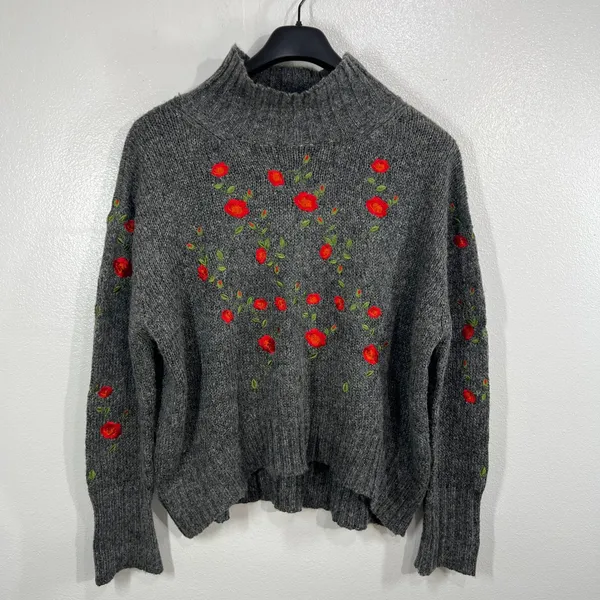 Umgee Floral Embroidered Mock Neck Sweater Women Gray Cottagecore Cozy‎ Boxy - Image 2