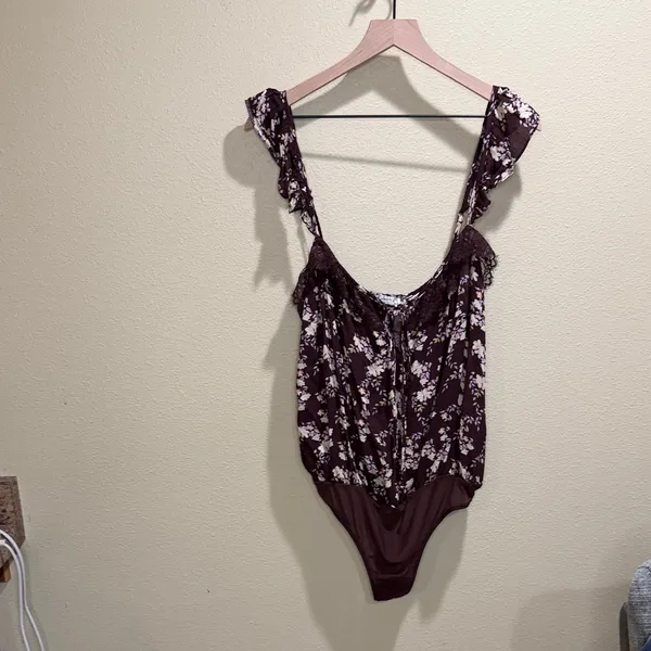 New Intimately Free People Take It Away XL Burgundy Floral Lace Bodysuit - Image 5