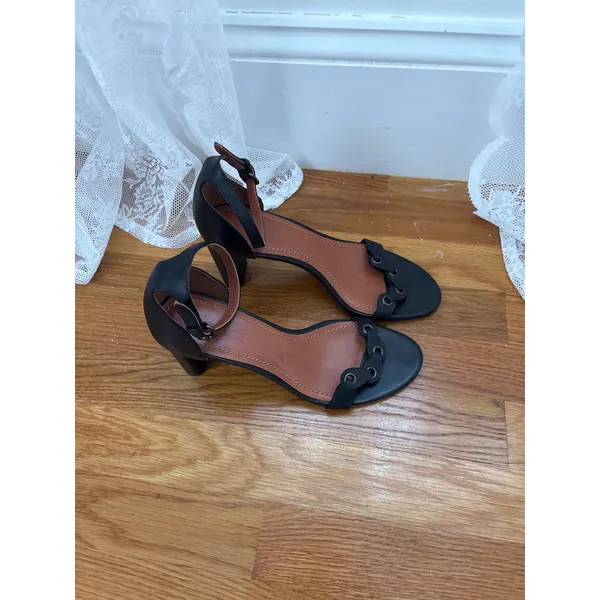 Coach Women's Leather‎ Ankle Strap Block Heel Sandals Size 8 - Image 3