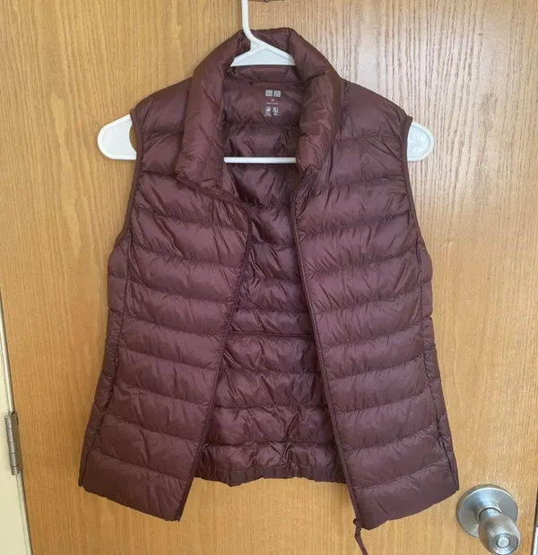 Burgundy Down Vest Red Size XS - Image 2