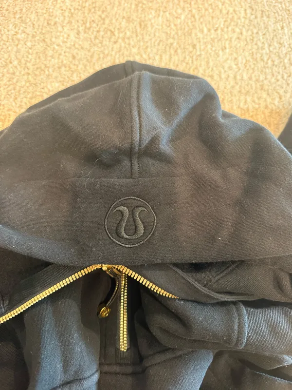 Black lululemon scuba half zip - Image 2