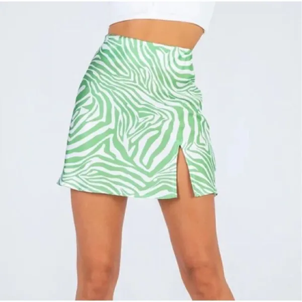 PRINCESS POLLY Clueless Zebra Print Mini Skirt Green and White Size 0 - Image 2