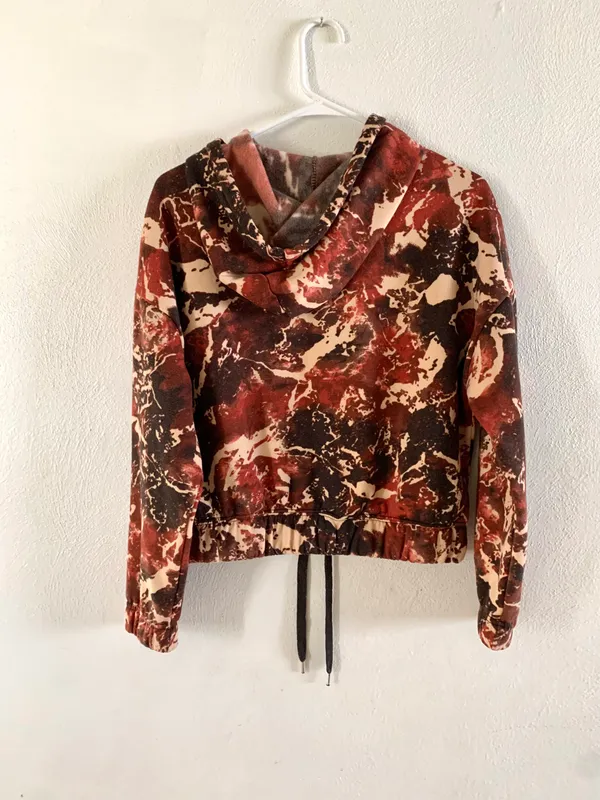 Hot Kiss Cropped hoodie - Image 2