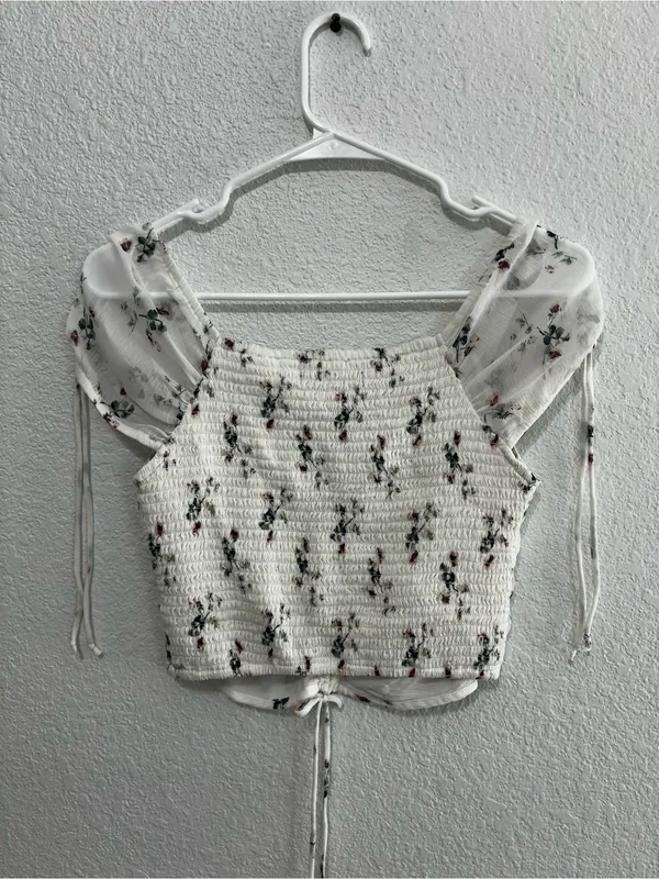 Abercrombie & Fitch White Floral Ruched Tie-Front Crop Top - Image 3