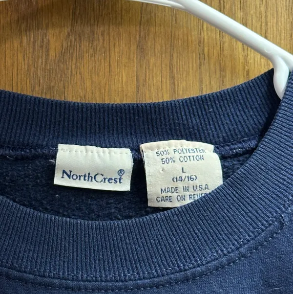North Crest Vintage Retro Christmas Sweater - Image 2