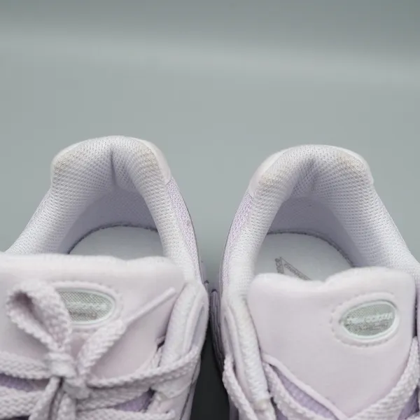 New Balance 2002R Sneakers Women Lavender Suede Youth 6.5 Wms 8 G20025YU - Image 7