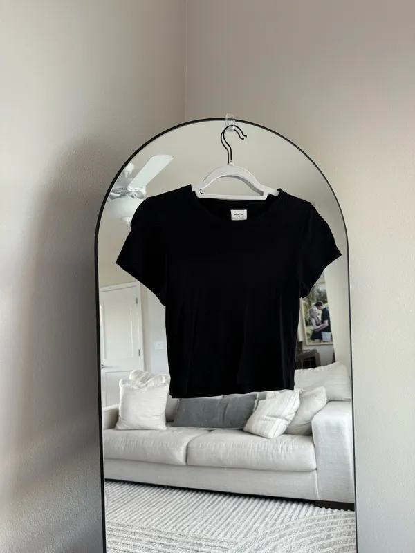 Aritzia Wilfred top - Image 2