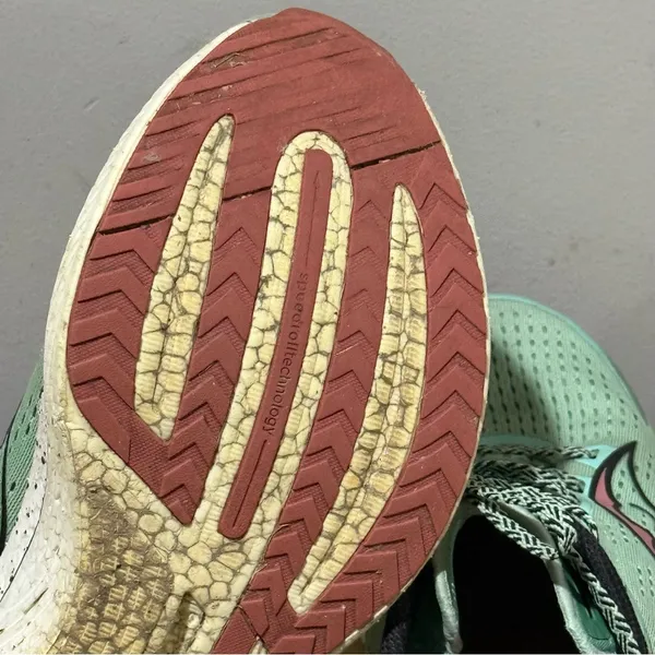 Saucony Endorphin Speed 3 Size 9 A42‎ - Image 11