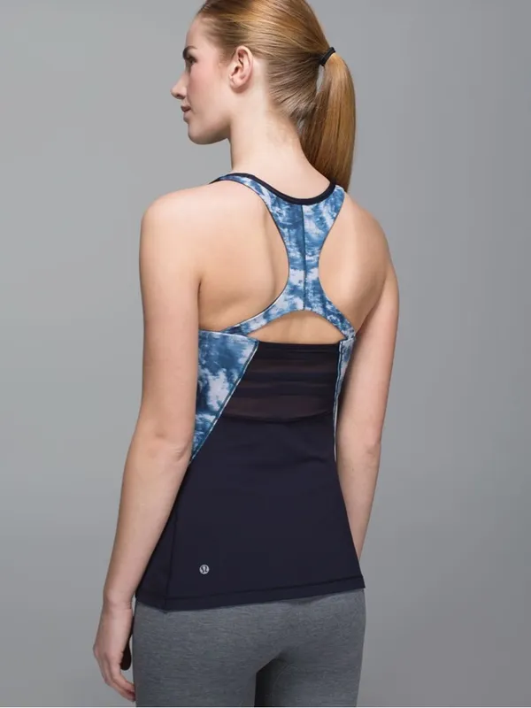 Lululemon Mesh With Me Tank Naval Blue Sea Side Silver Fox Alberta Lake Size 4 - Image 2