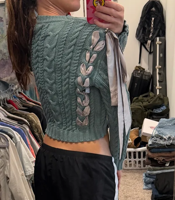 VICI Sweater - Image 4