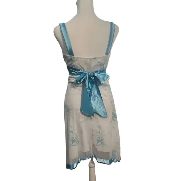 Vintage Y2K Finesse White And Blue Floral sparkle Dress - Image 12
