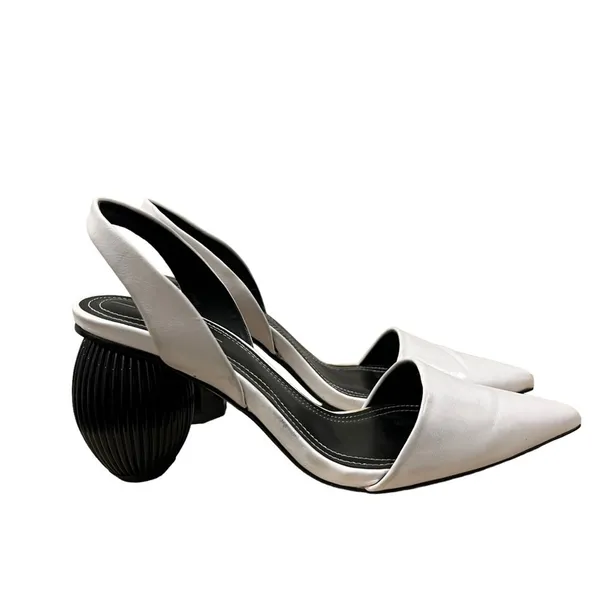 Bershka Interest White & Black Mixed Mid Pointed Toe Heel 6.5/37‎ - Image 2