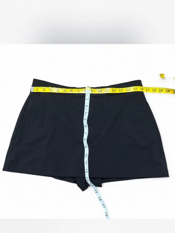 Zara black mini skirt with built in shorts size Large - Image 4