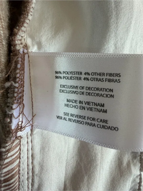Banana Republic Beige and Cream Plaid Utility Shacket - Image 9