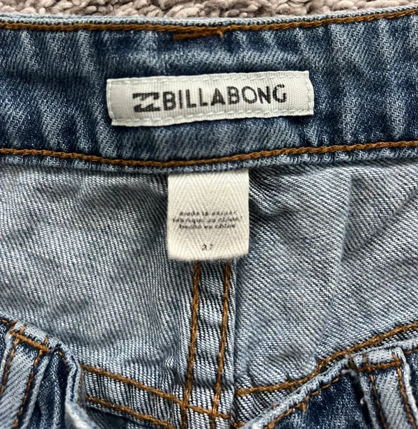 Billabong Shorts - Image 4