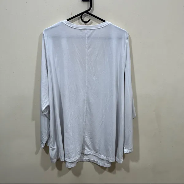 EUC Athleta women’s plus size 3X long sleeve top white - Image 6
