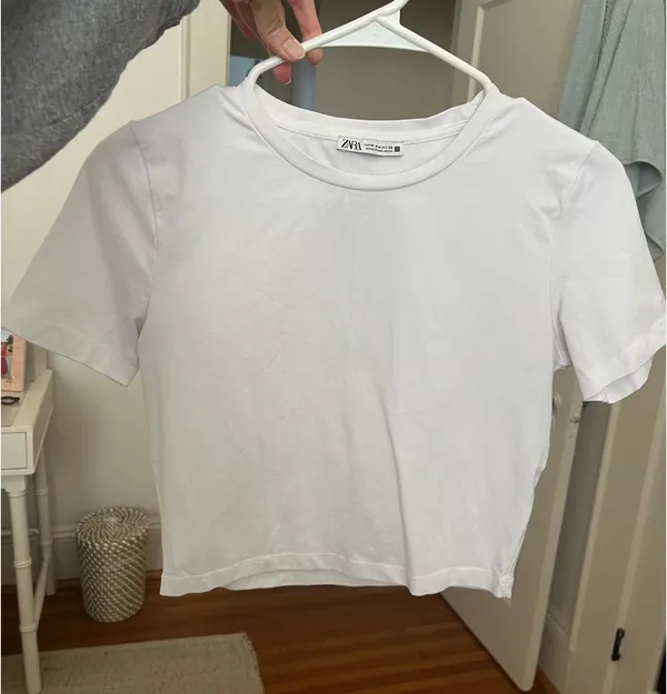 Zara Basic White Tee - Image 3