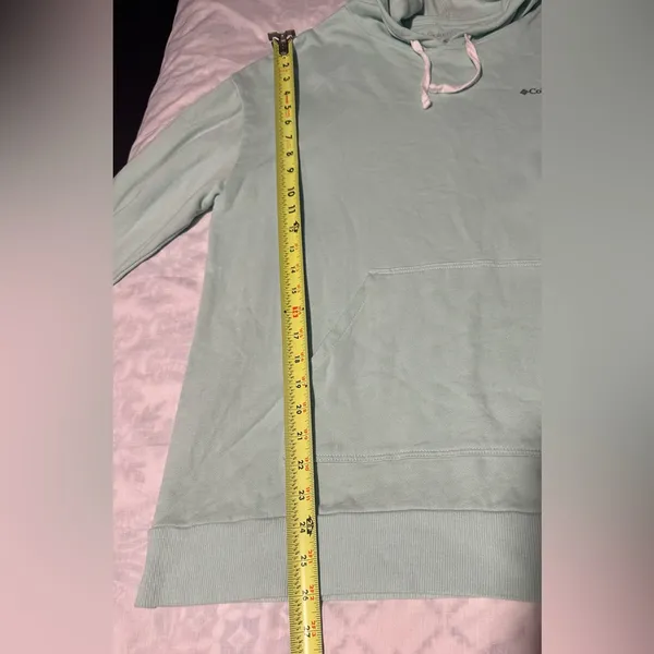 Columbia women’s Light Green Hoodie - Image 7