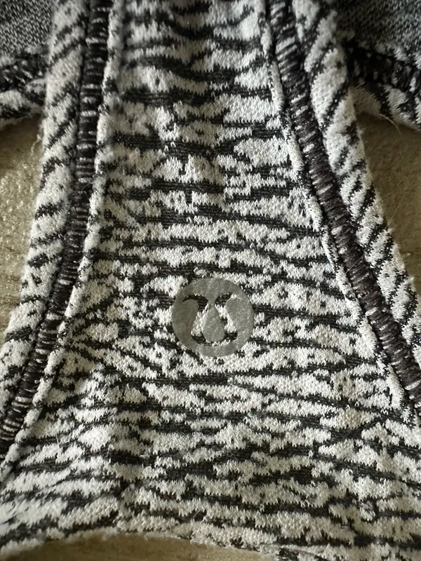 Lululemon Tank Top Racerback - Image 3