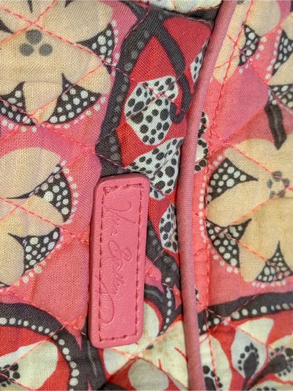 UPDATE Vera Bradley Floral Purse Shoulder Bag WEAR fading small hole corners - Image 4