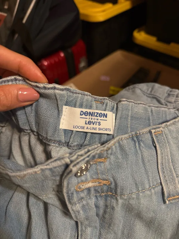 Denizen by Levi’s Light Wash Denim Shorts - Image 4