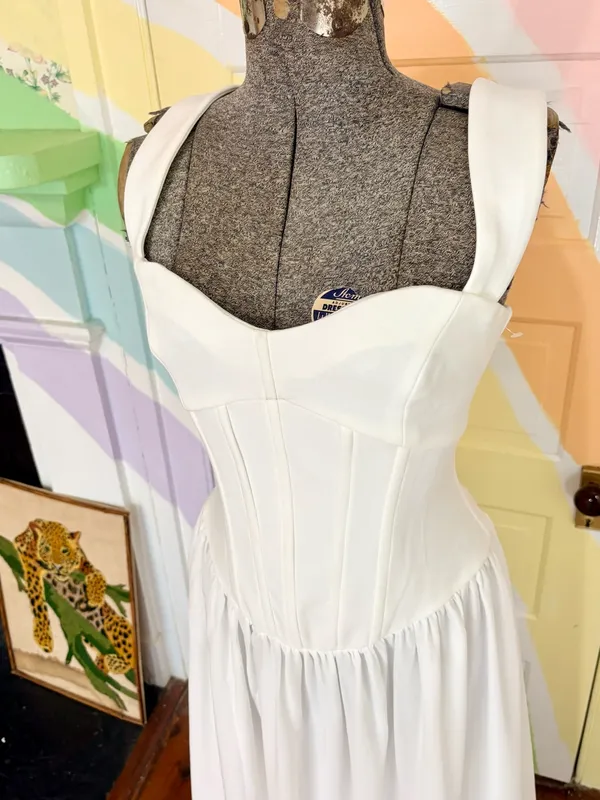 💥NWT Elliatt Emi Corset Drop-Waist Sheer Maxi Dress Soft White Sz M🧡 - Image 10
