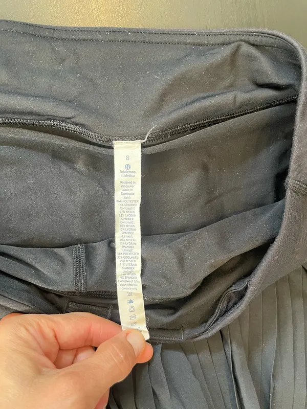lululemon athletica Black Pleated Skirt with Hidden Zip Pocket - Image 4
