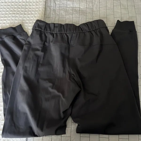 Lululemon Joggers - Image 5