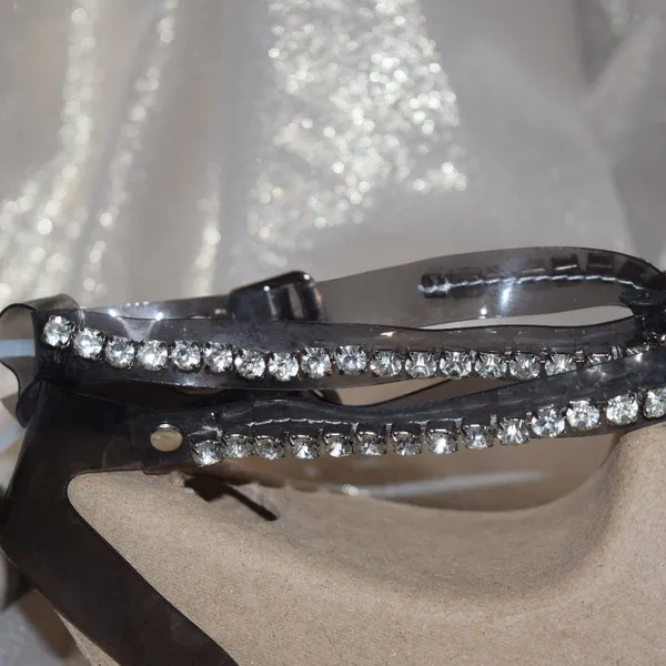 NWOT Acata Pointed Toe Flat Sandals, Black Size 8 - Image 3