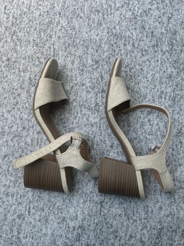 Old Navy Natural Beige Block Heels - Image 3