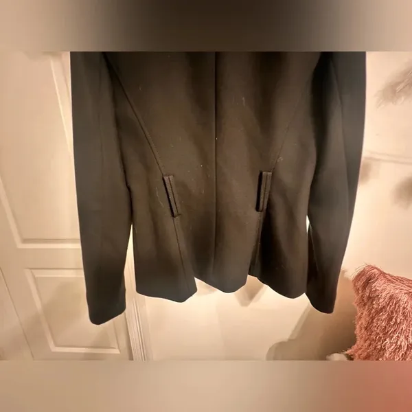 Renaissance Style Antonio Melani Black Blazer - Image 3