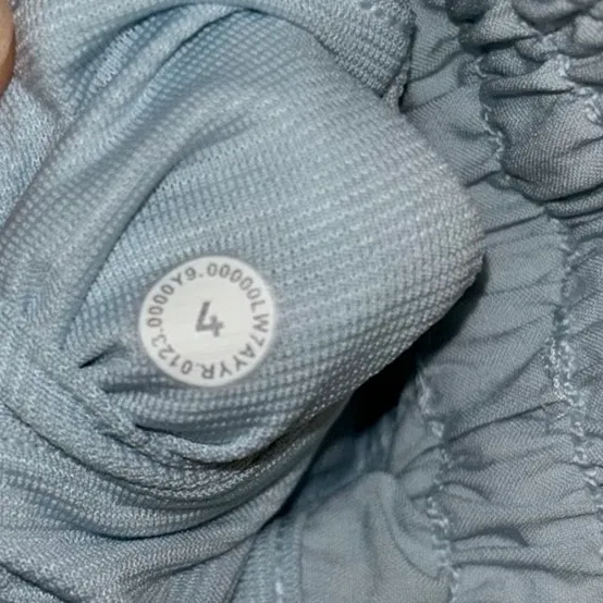 Lululemon Hotty Hot Short 2.5” - Image 4